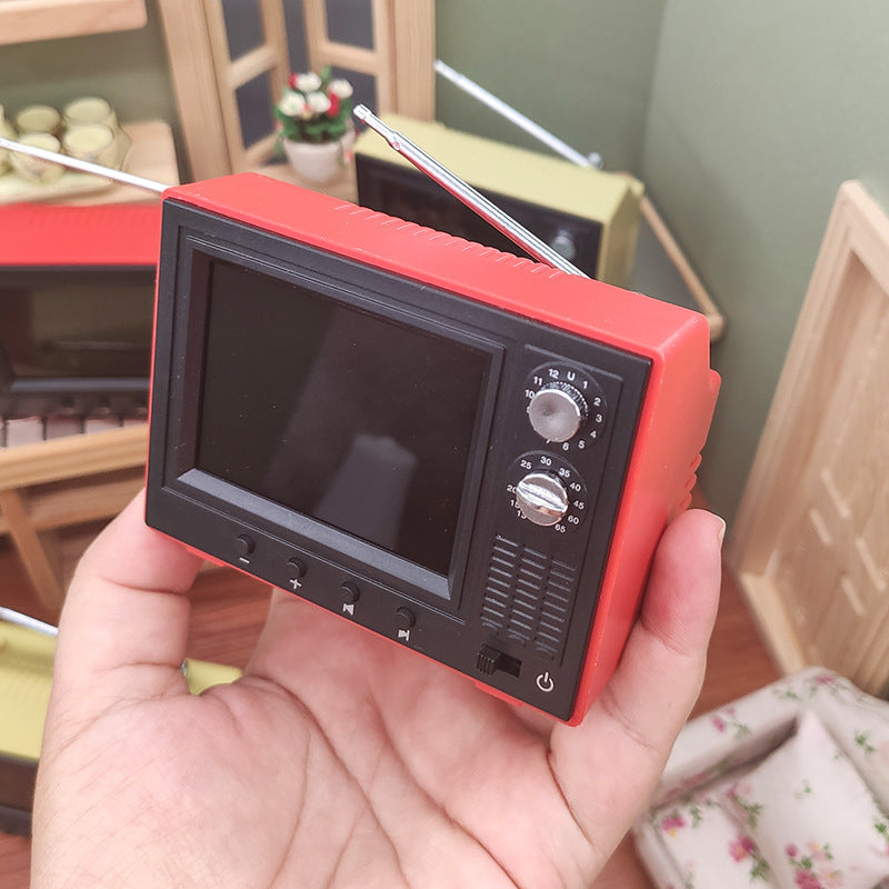 Funktionierender Mini-Fernseher mit 8 GB Videowiedergabe