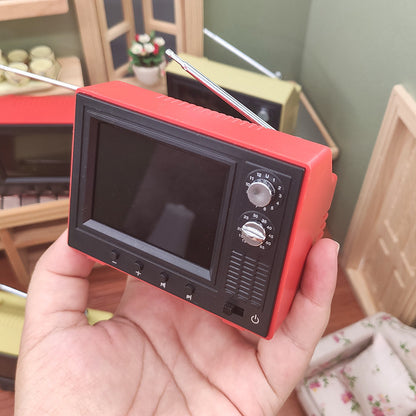 Funktionierender Mini-Fernseher mit 8 GB Videowiedergabe