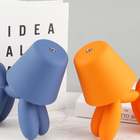 Balloon dog LED table lamp with a mirror-plated finish