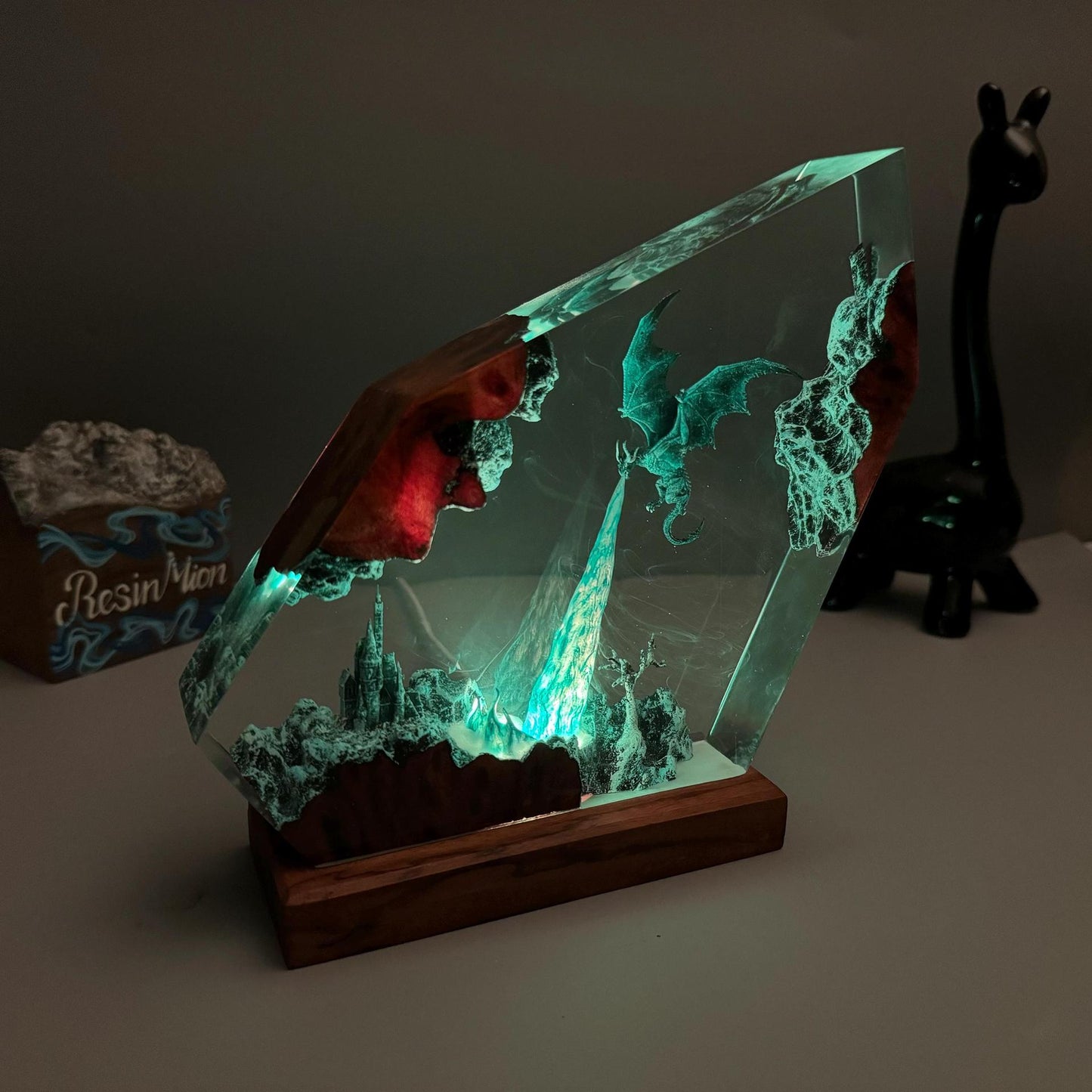 Luz nocturna escultura dragón de hielo